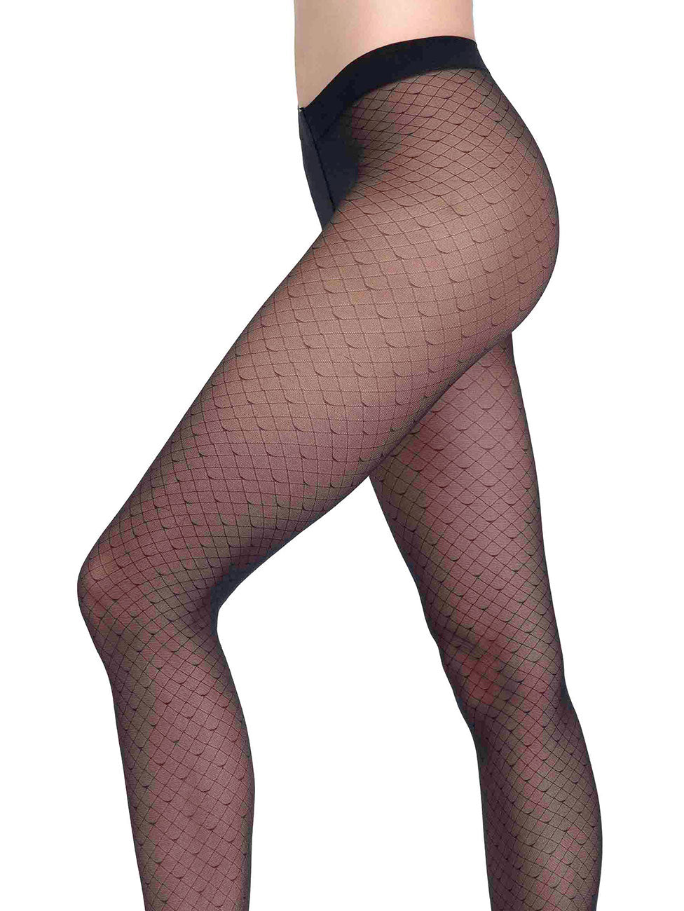 Doré Doré Women's Matt 20 Denier Tights With Stylized Diamonds Repeat Pattern