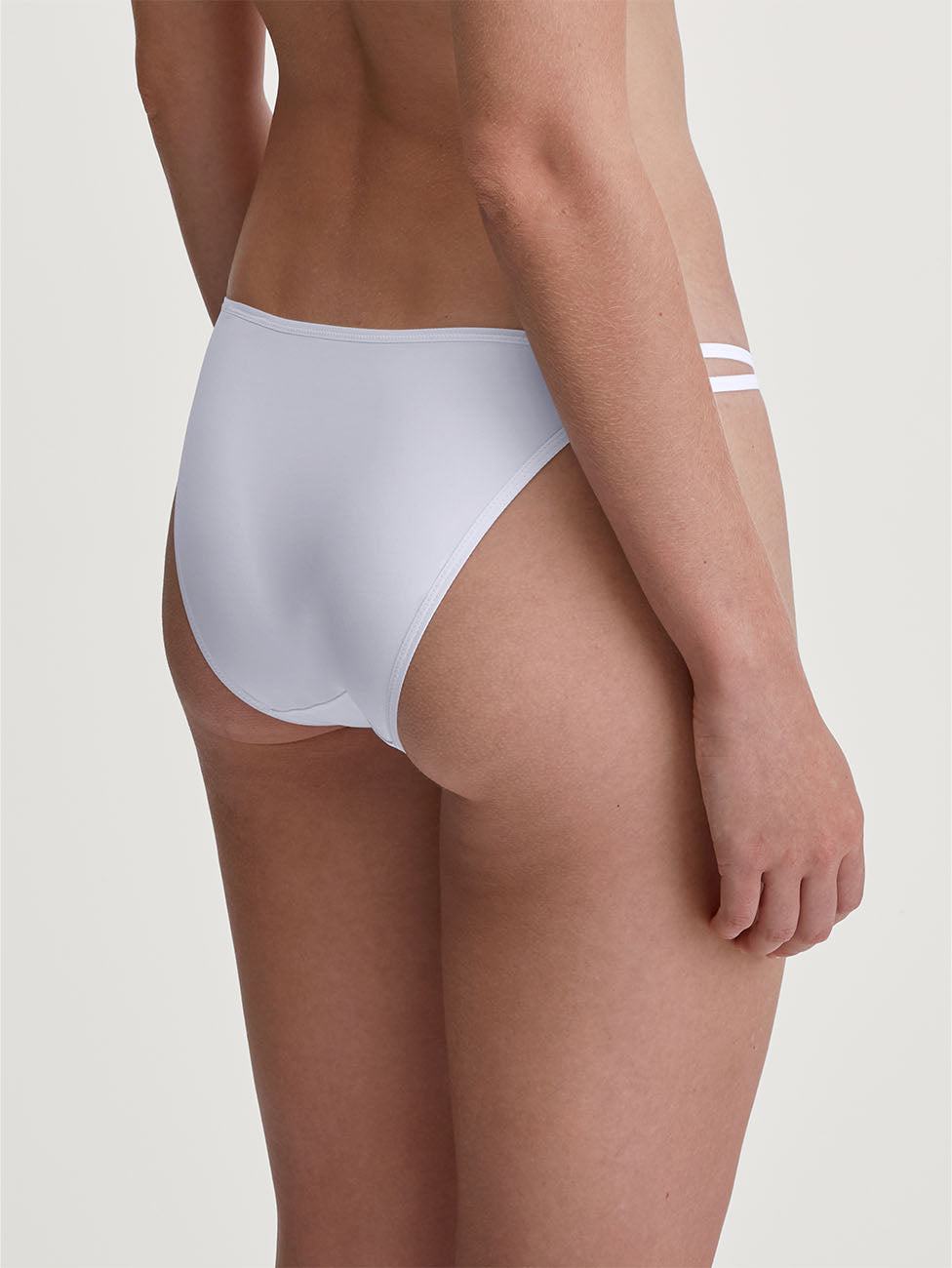 Calida Sleek Skin Women Tanga Brief